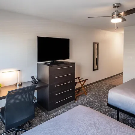 Stayapt Suites Alexandria-Fort Belvoir